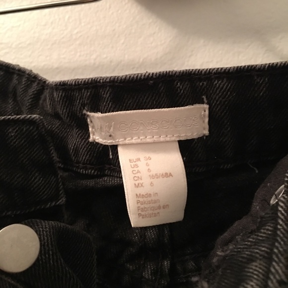 H&M Conscious Jean Shorts - Picture 4 of 4